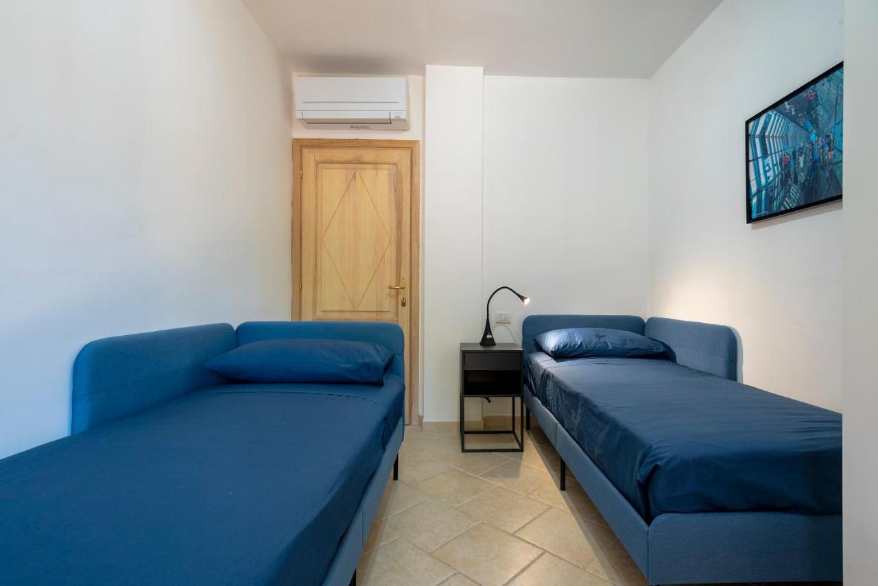 House Of Lens Apartamento Golfo Aranci Exterior foto