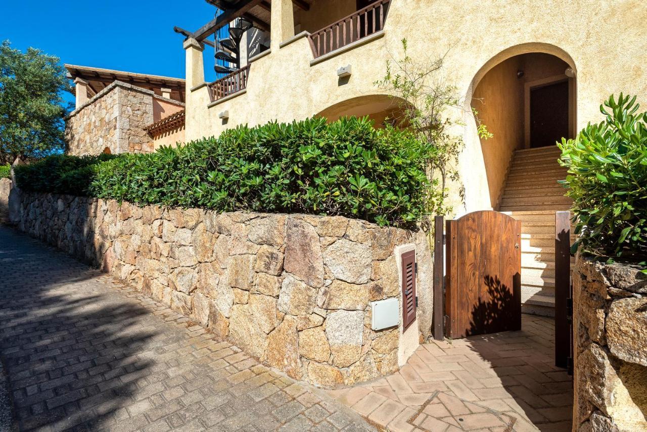 House Of Lens Apartamento Golfo Aranci Exterior foto