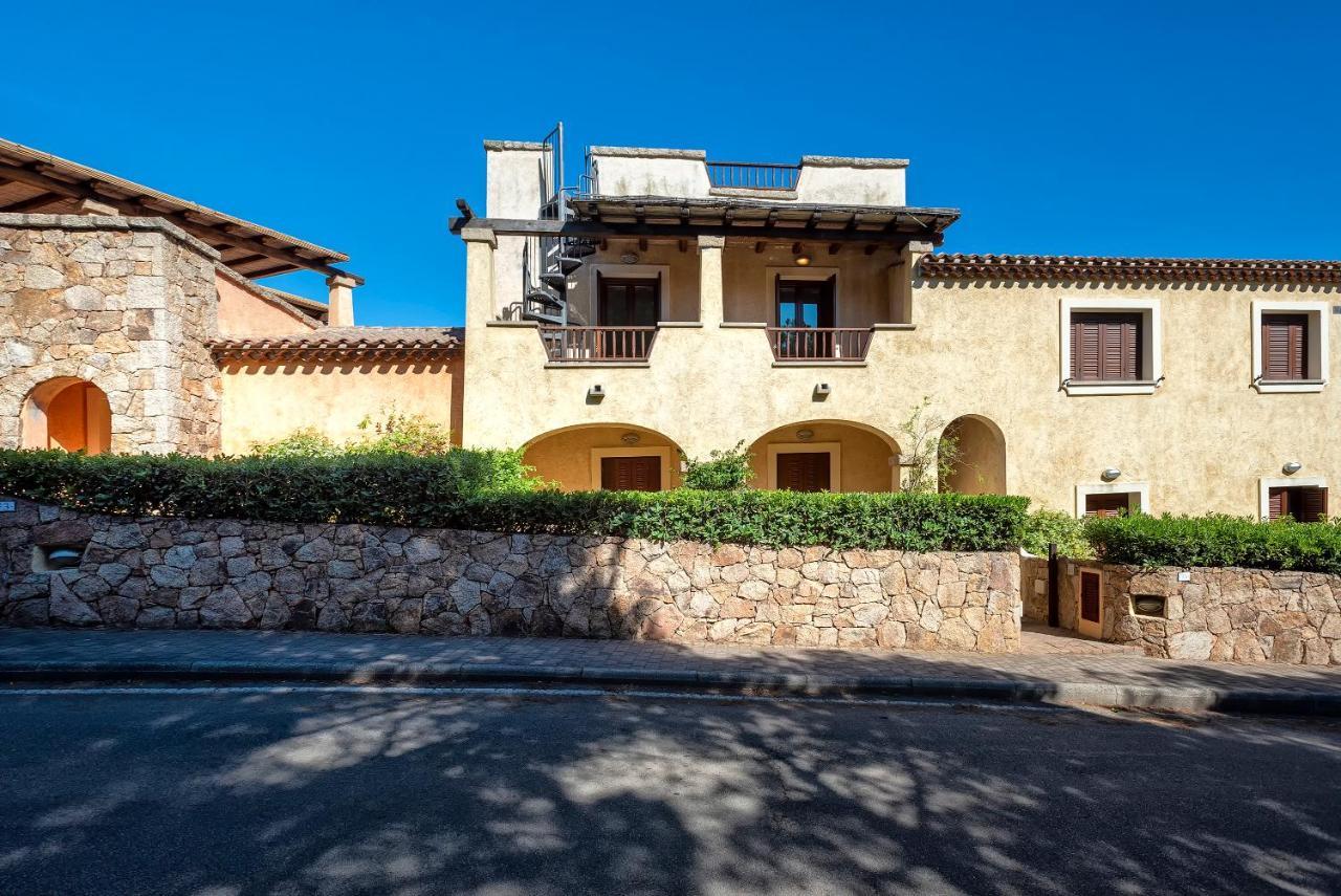 House Of Lens Apartamento Golfo Aranci Exterior foto