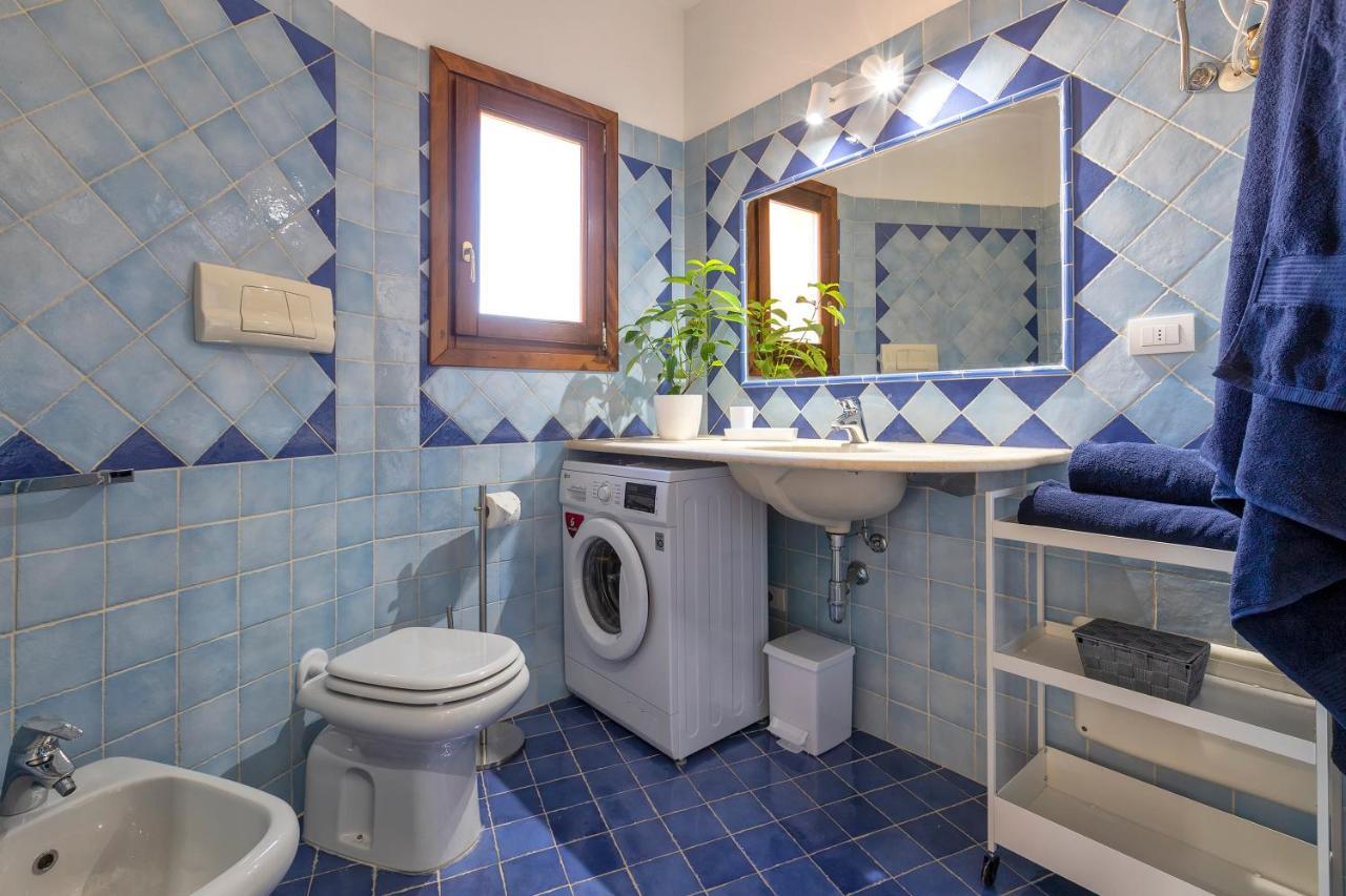 House Of Lens Apartamento Golfo Aranci Exterior foto